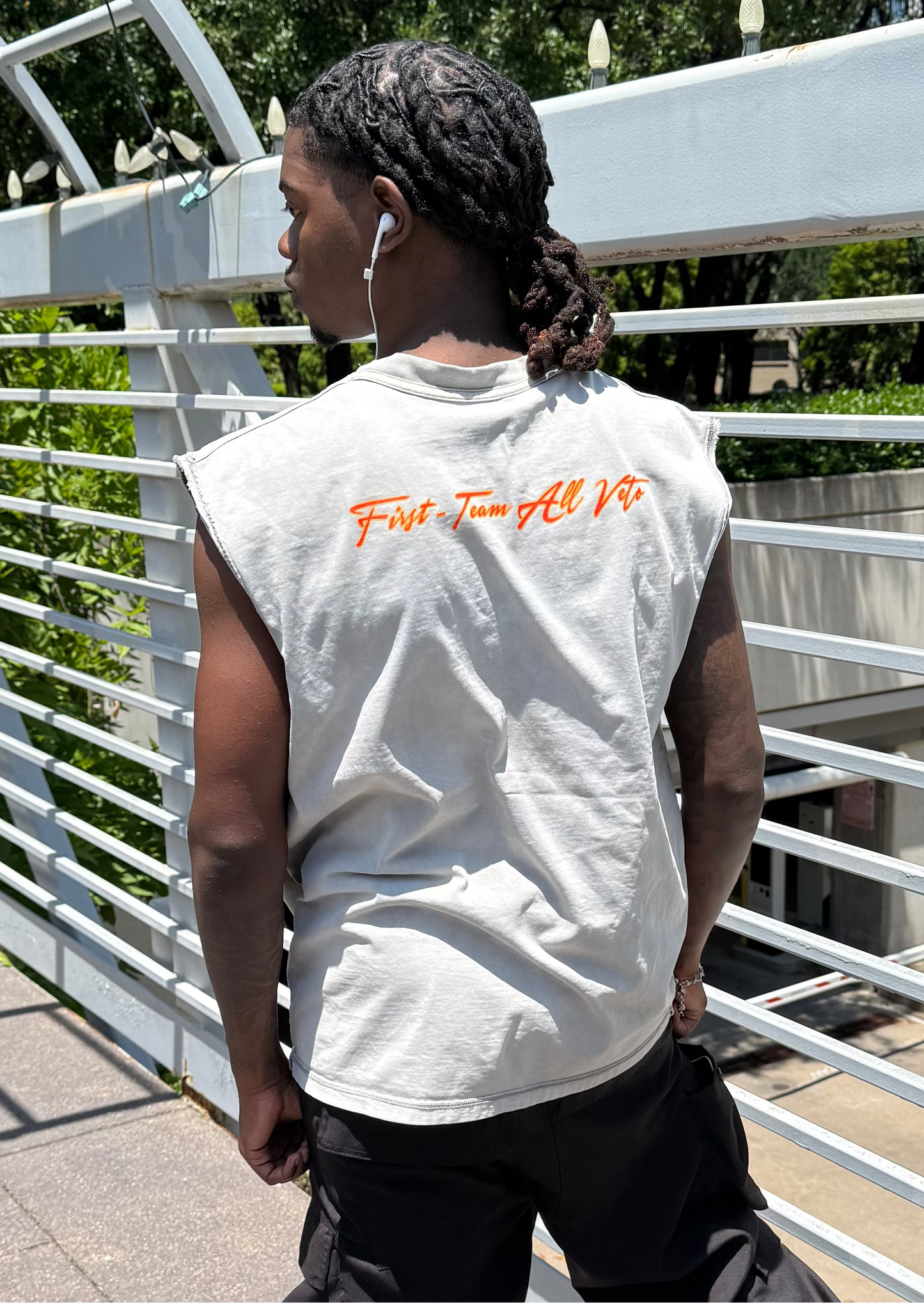 GREY CHEETAH CUT OFF TEE